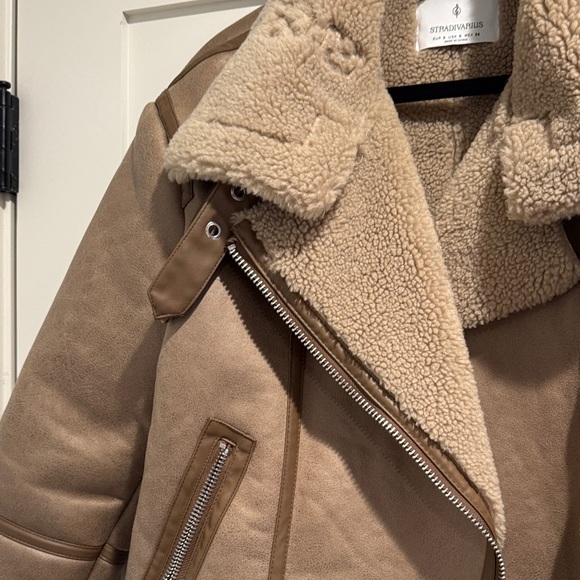 Stradivarius Tan Teddy Jacket with Shearling Lining - Picture 3 of 4